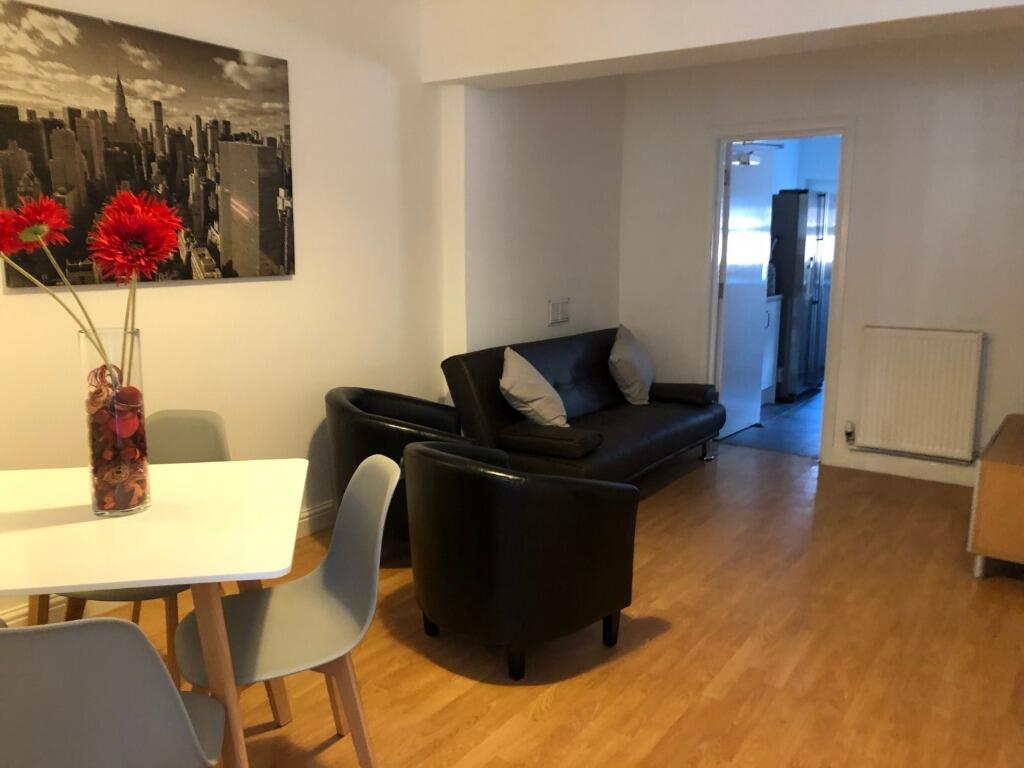 4 bed Mid Terraced House for rent in Hanchurch. From Nicholas Humphreys - Stoke-On-Trent