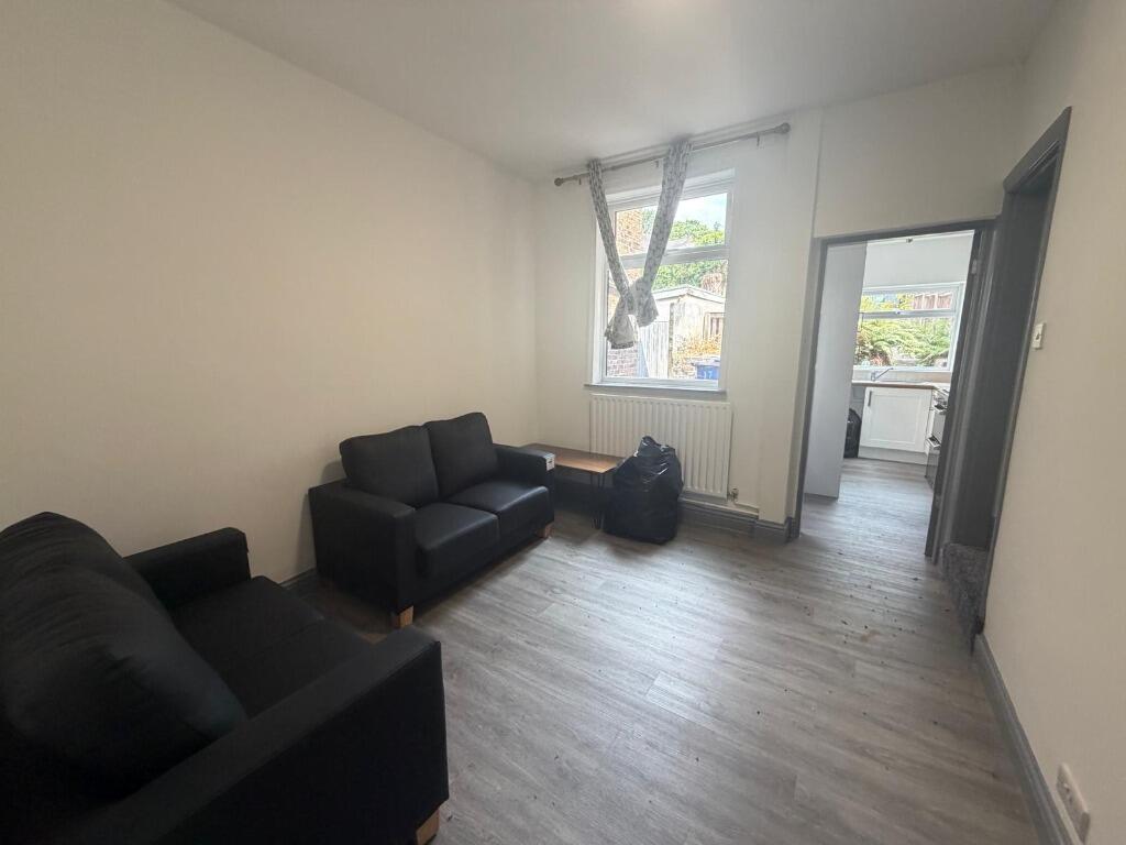 3 bed Mid Terraced House for rent in Newcastle-under-Lyme. From Nicholas Humphreys - Stoke-On-Trent