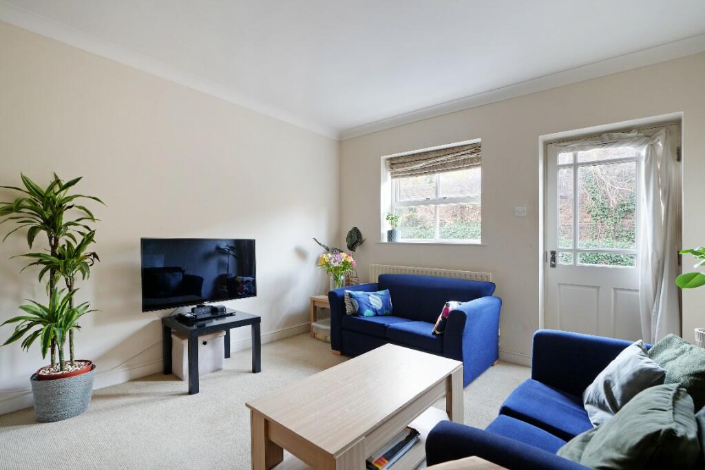2 bed Town House for rent in Sheffield. From Ascent Lettings - Sheffield