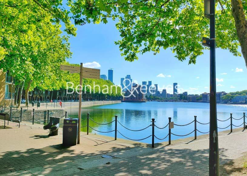 3 bed Apartment for rent in London. From Benham & Reeves - Surrey Quays - Surrey Quays 3 bed Apartment for rent in London. From Benham & Reeves - Surrey Quays - Surrey Quays