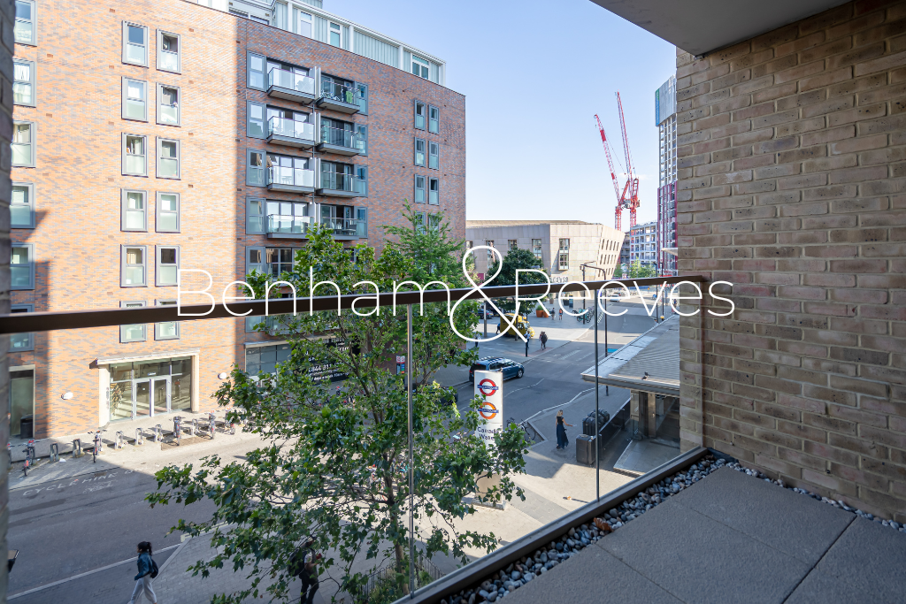1 bed Apartment for rent in London. From Benham & Reeves - Surrey Quays - Surrey Quays 1 bed Apartment for rent in London. From Benham & Reeves - Surrey Quays - Surrey Quays