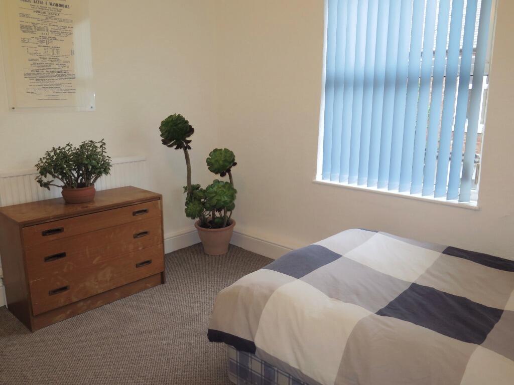 3 bed 1st Floor Flat for rent in Manchester. From Nicholas Humphreys - Manchester