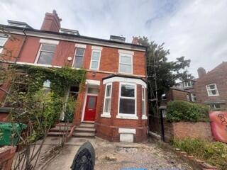 6 bed End of Terrace for rent in Gatley. From Nicholas Humphreys - Manchester