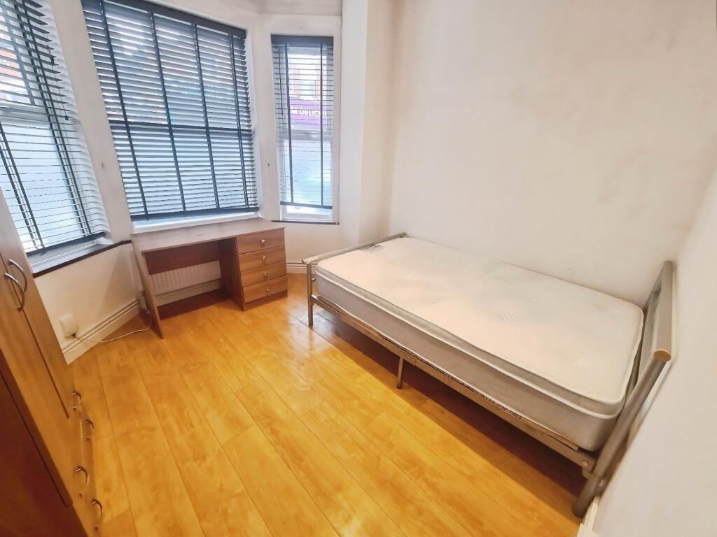 6 bed Semi Detached for rent in Manchester. From Nicholas Humphreys - Manchester 6 bed Semi Detached for rent in Manchester. From Nicholas Humphreys - Manchester