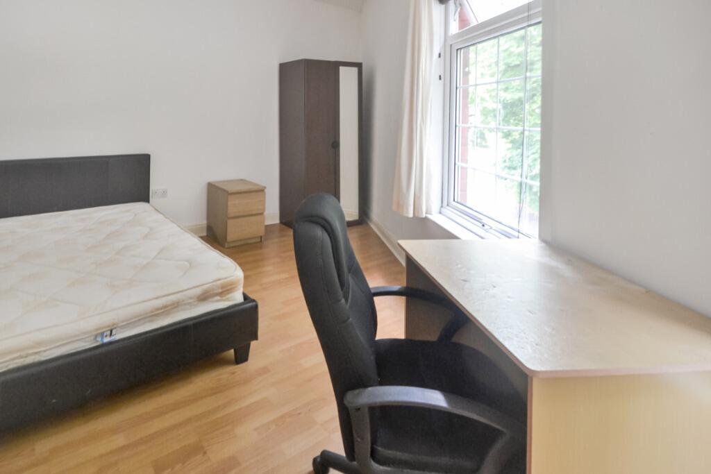 4 bed Semi Detached for rent in Manchester. From Nicholas Humphreys - Manchester