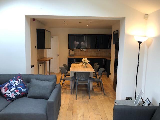 1 bed Detached for rent in Gatley. From Nicholas Humphreys - Manchester 1 bed Detached for rent in Gatley. From Nicholas Humphreys - Manchester