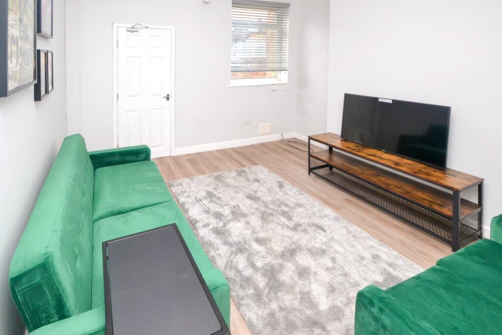 3 bed Mid Terraced House for rent in Stockport. From Nicholas Humphreys - Manchester 3 bed Mid Terraced House for rent in Stockport. From Nicholas Humphreys - Manchester