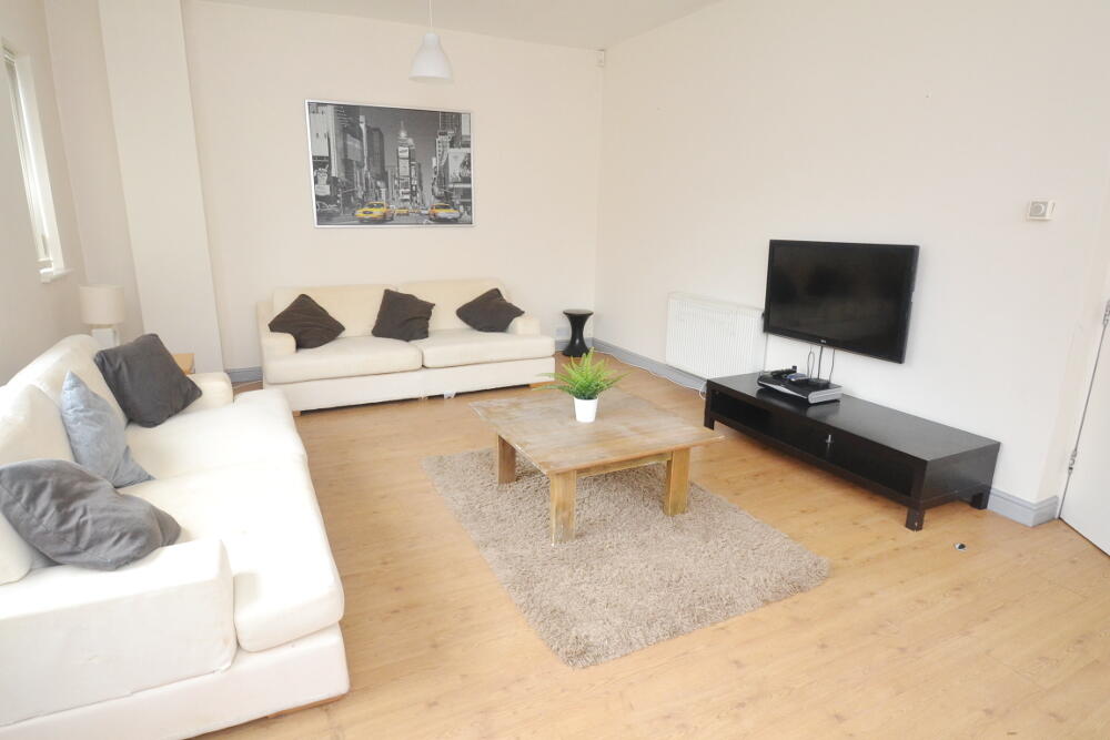 7 bed End of Terrace for rent in Manchester. From Nicholas Humphreys - Manchester