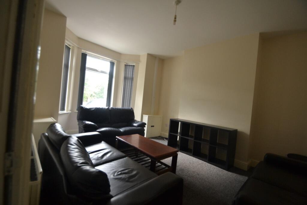 5 bed Semi Detached for rent in Manchester. From Nicholas Humphreys - Manchester