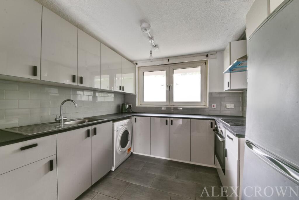 4 bed Annexe for rent in Camden Town. From Alex Crown Lettings & Estate Agents - Islington