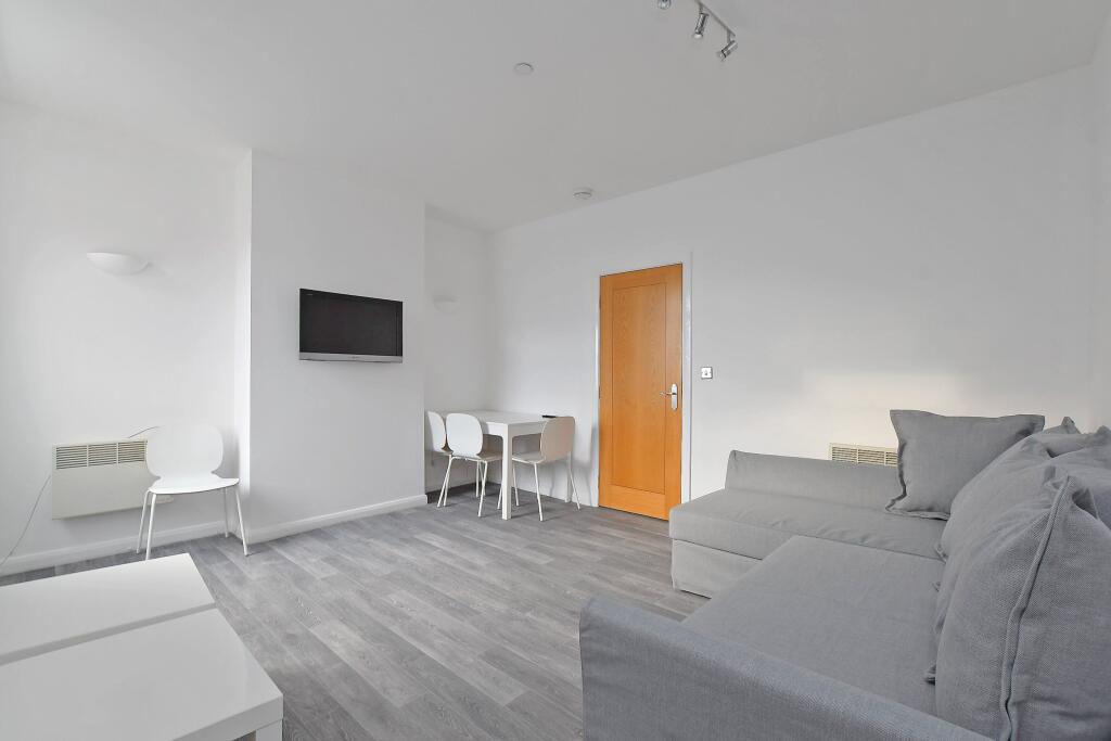 3 bed Duplex for rent in Sheffield. From Belvoir Sales - Sheffield