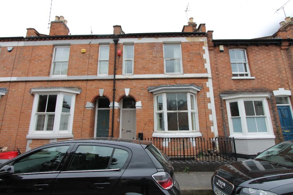 6 bed Mid Terraced House for rent in Whitnash. From Belvoir - Leamington Spa 6 bed Mid Terraced House for rent in Whitnash. From Belvoir - Leamington Spa