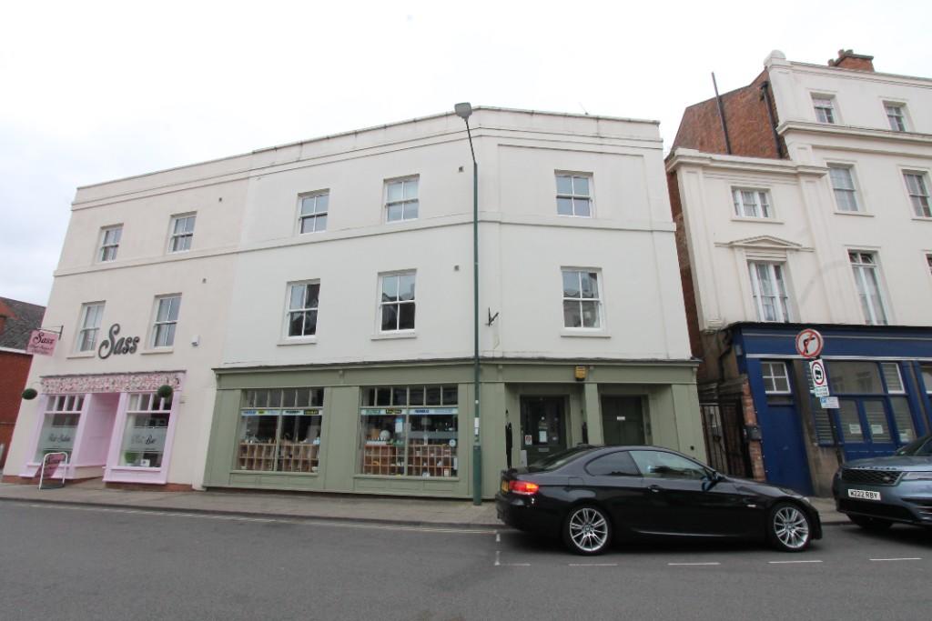 4 bed 1st Floor Flat for rent in Whitnash. From Belvoir - Leamington Spa