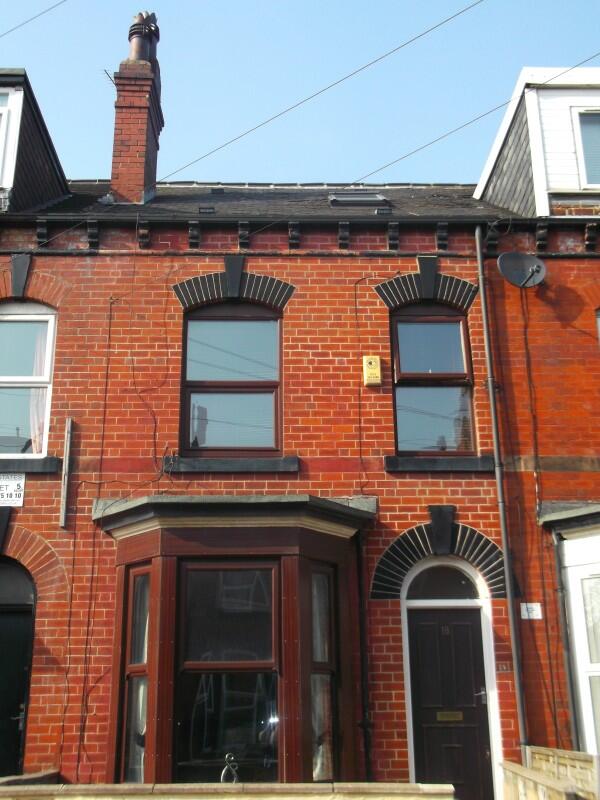 3 bed Mid Terraced House for rent in Leeds. From Biscayne Properties - Bradford 3 bed Mid Terraced House for rent in Leeds. From Biscayne Properties - Bradford