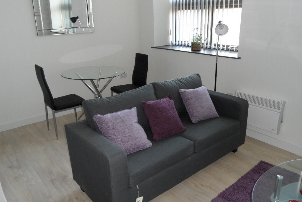 1 bed Apartment for rent in Bradford. From Biscayne Properties - Bradford 1 bed Apartment for rent in Bradford. From Biscayne Properties - Bradford
