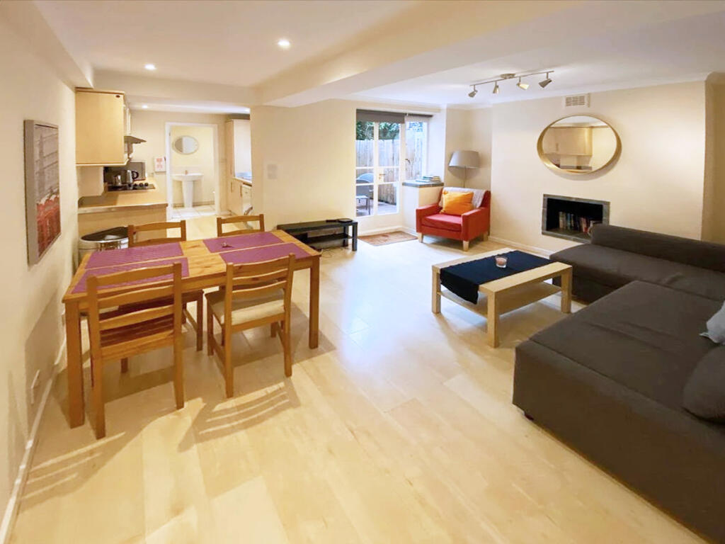 1 bed 1st Floor Flat for rent in London. From Broadway & West - London