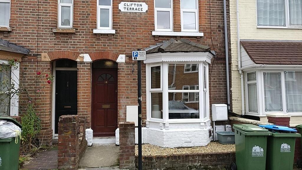 6 bed Mid Terraced House for rent in Southampton. From Century21 Southampton - Southampton