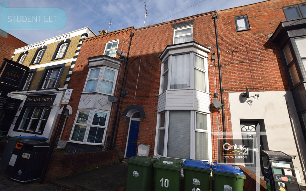 6 bed Town House for rent in Southampton. From Century21 Southampton - Southampton