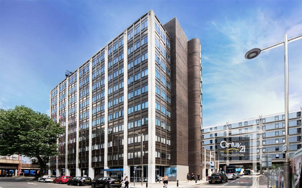 2 bed 1st Floor Flat for rent in Portsmouth. From Century21 Southampton - Southampton