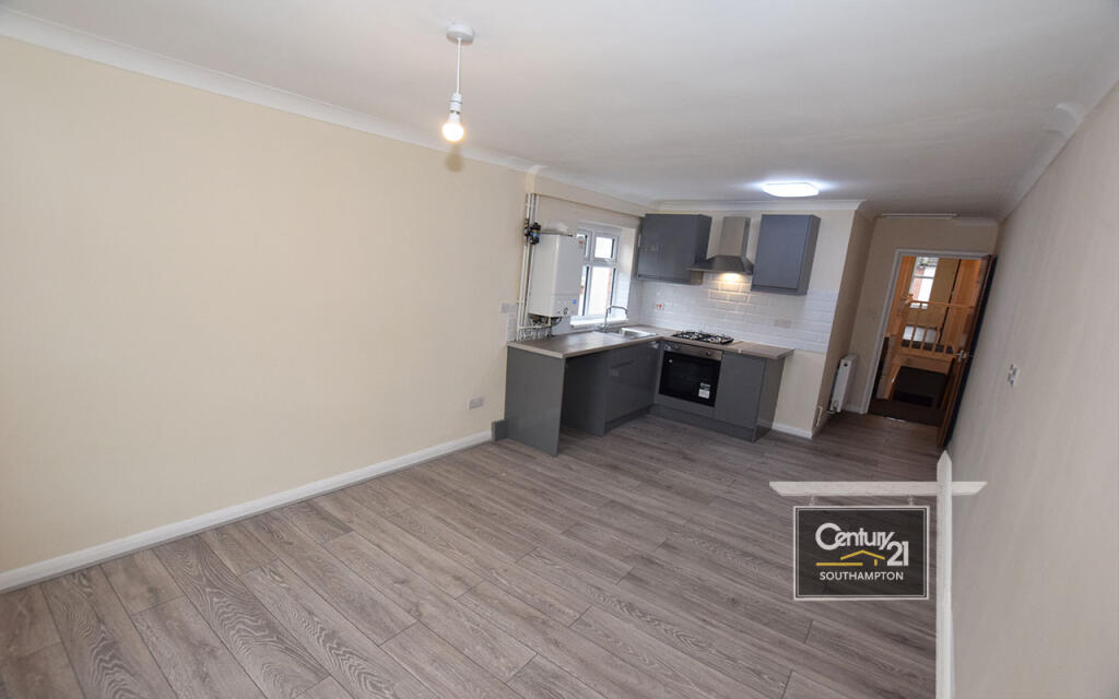 2 bed 1st Floor Flat for rent in Southampton. From Century21 Southampton - Southampton