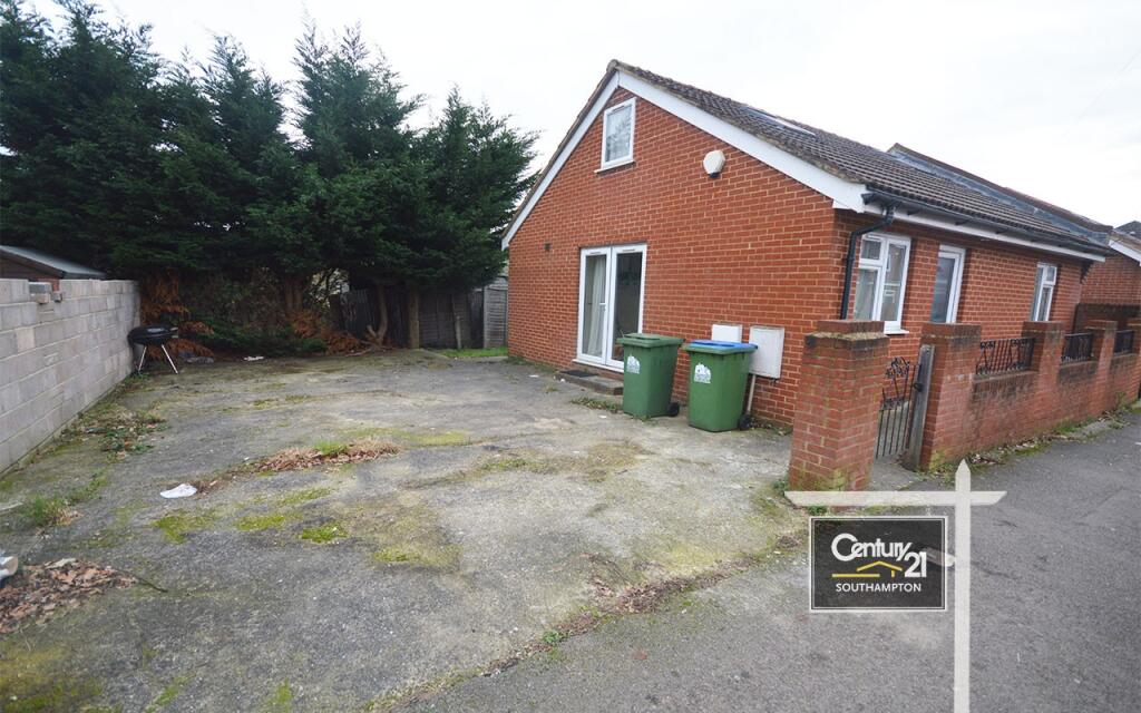 3 bed Bungalow for rent in Southampton. From Century21 Southampton - Southampton
