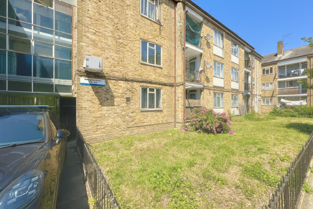 4 bed 1st Floor Flat for rent in London. From CITY REALTOR LIMITED - London