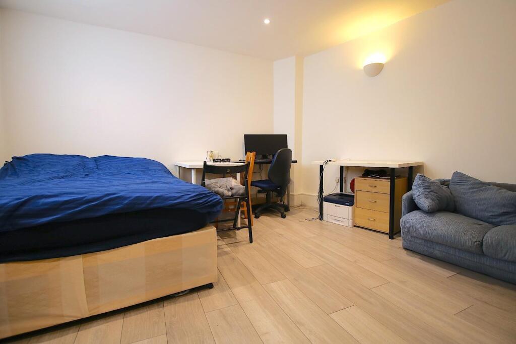 3 bed 1st Floor Flat for rent in London. From CITY REALTOR LIMITED - London 3 bed 1st Floor Flat for rent in London. From CITY REALTOR LIMITED - London
