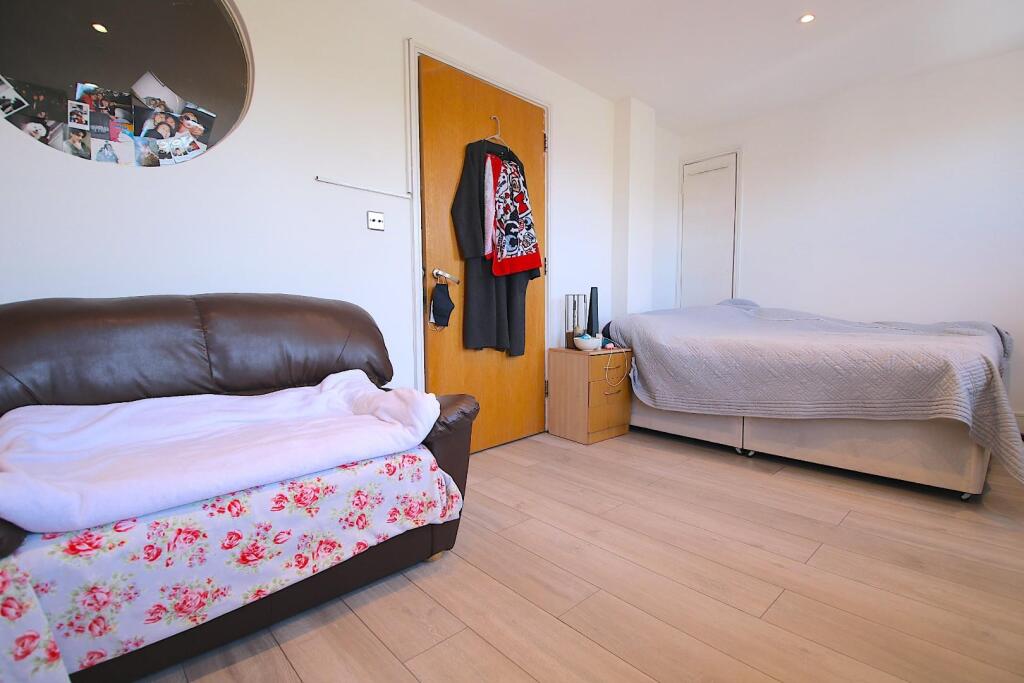 3 bed 1st Floor Flat for rent in London. From CITY REALTOR LIMITED - London 3 bed 1st Floor Flat for rent in London. From CITY REALTOR LIMITED - London