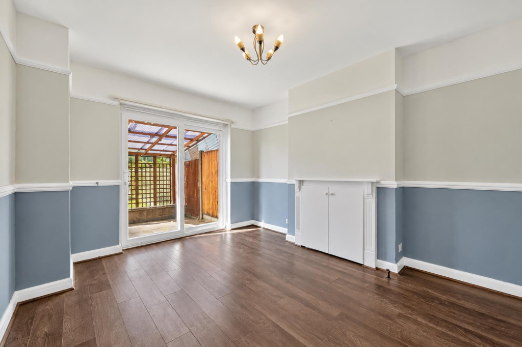 5 bed Semi Detached for rent in Clapham. From CITY REALTOR LIMITED - London