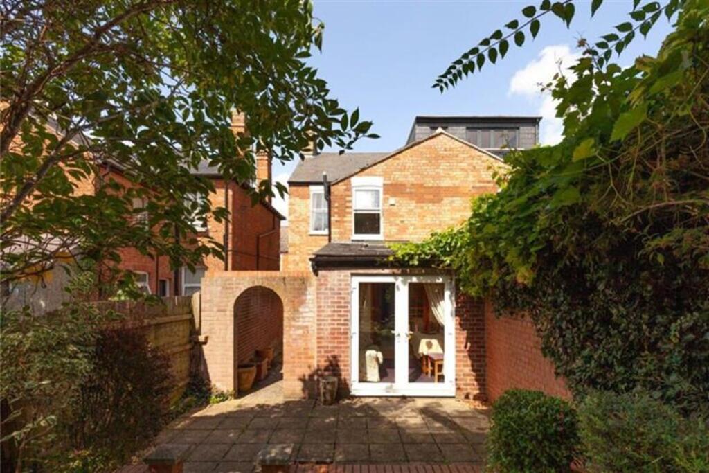 4 bed Semi Detached for rent in Oxford. From College & County ltd - Oxford