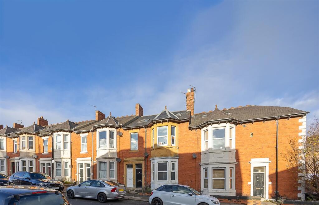 3 bed 1st Floor Flat for rent in Newcastle upon Tyne. From Bailey & Co. - Jesmond
