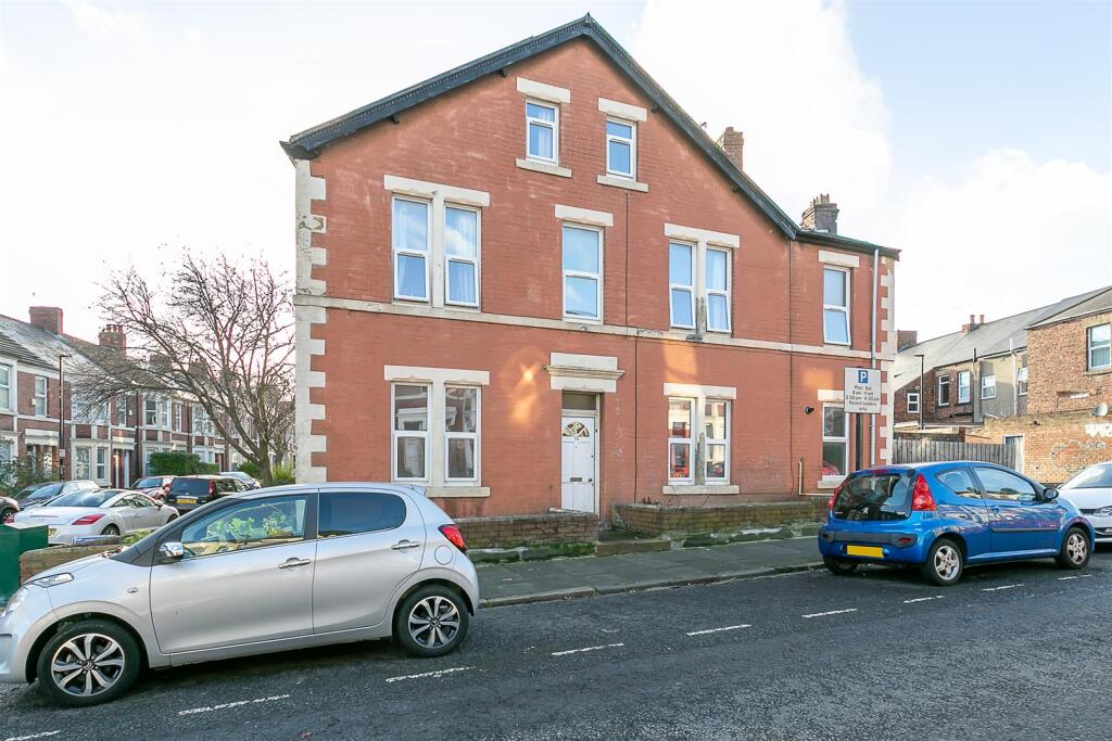 6 bed Detached for rent in Newcastle upon Tyne. From Bailey & Co. - Jesmond