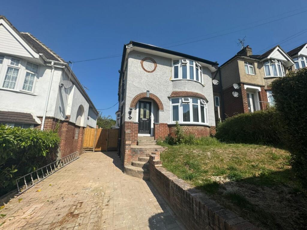 6 bed Detached for rent in High Wycombe. From Chiltern Hills - High Wycombe 6 bed Detached for rent in High Wycombe. From Chiltern Hills - High Wycombe