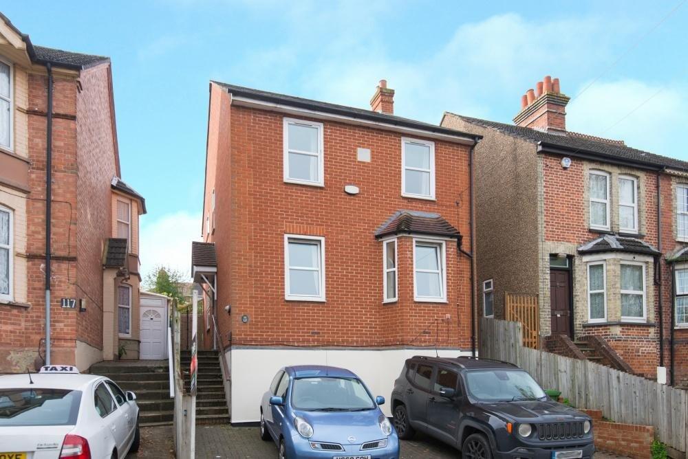 6 bed Detached for rent in High Wycombe. From Chiltern Hills - High Wycombe 6 bed Detached for rent in High Wycombe. From Chiltern Hills - High Wycombe