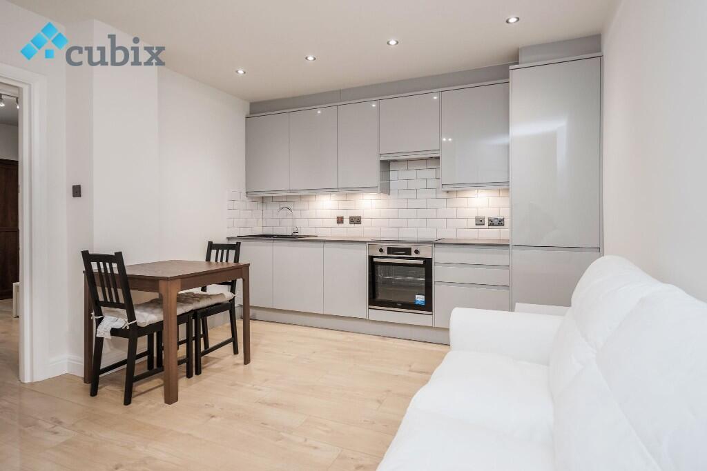 3 bed House (unspecified) for rent in Bermondsey. From Cubix Estate Agents - London
