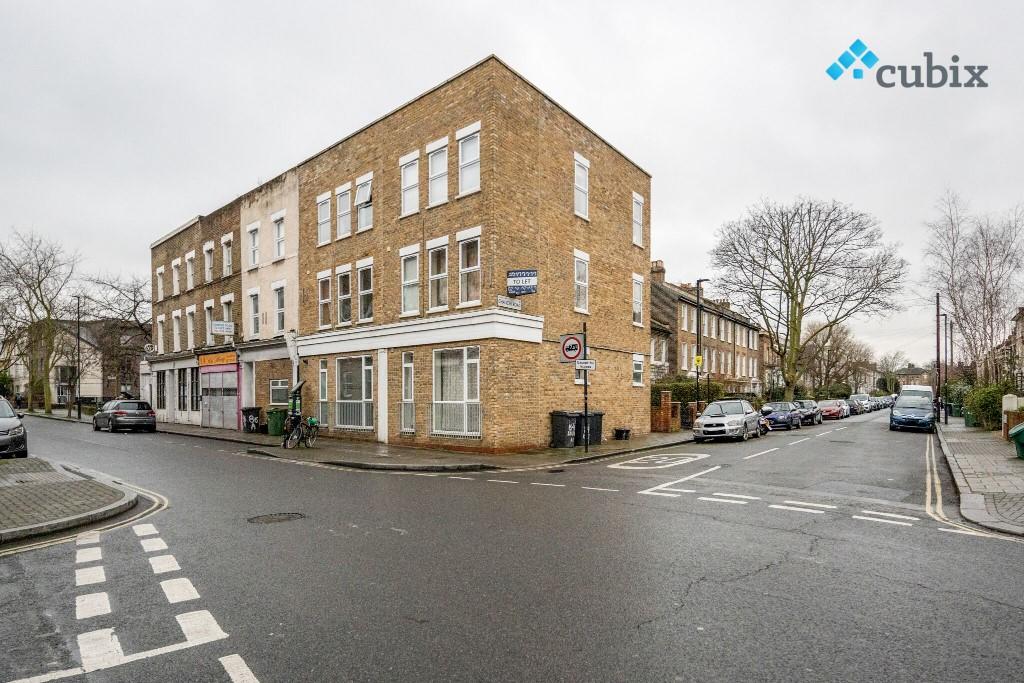 3 bed Annexe for rent in Clapham. From Cubix Estate Agents - London 3 bed Annexe for rent in Clapham. From Cubix Estate Agents - London