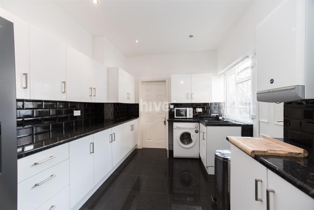 3 bed Apartment for rent in Newcastle upon Tyne. From Hive Estates - Newcastle upon Tyne