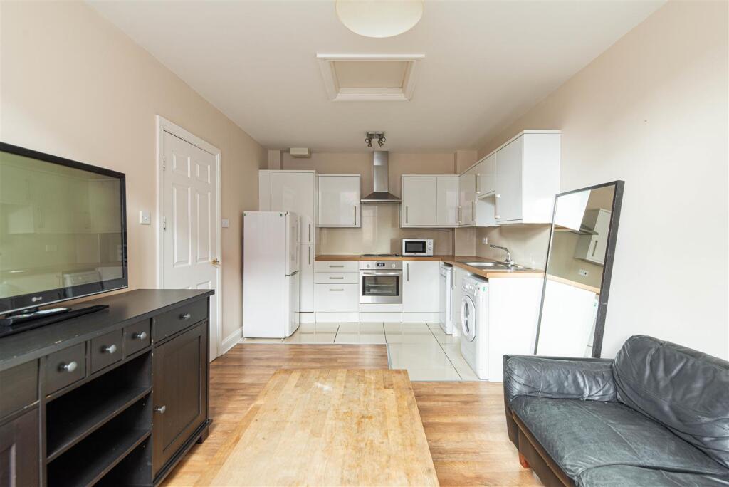 2 bed Apartment for rent in Newcastle upon Tyne. From Hive Estates - Newcastle upon Tyne