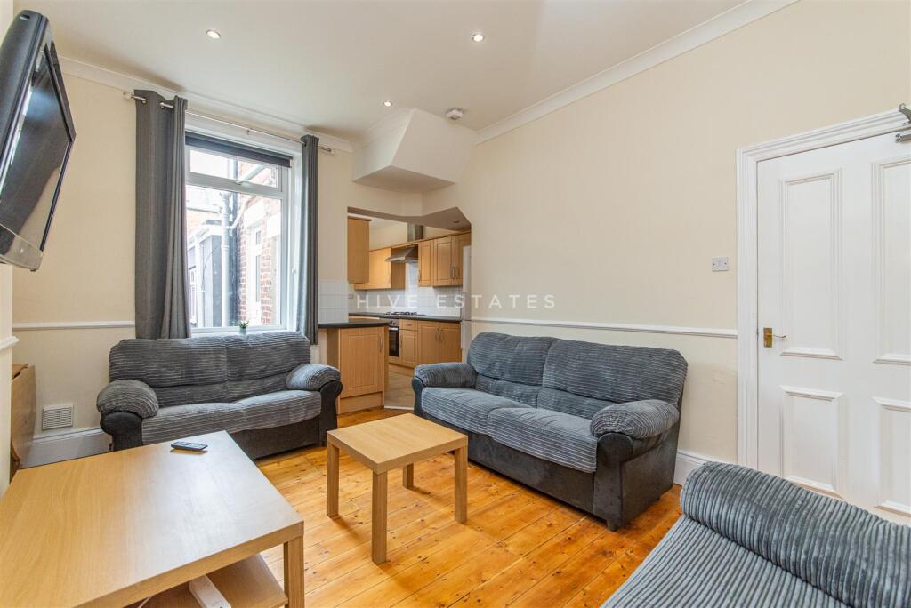 5 bed Mid Terraced House for rent in Newcastle upon Tyne. From Hive Estates - Newcastle upon Tyne