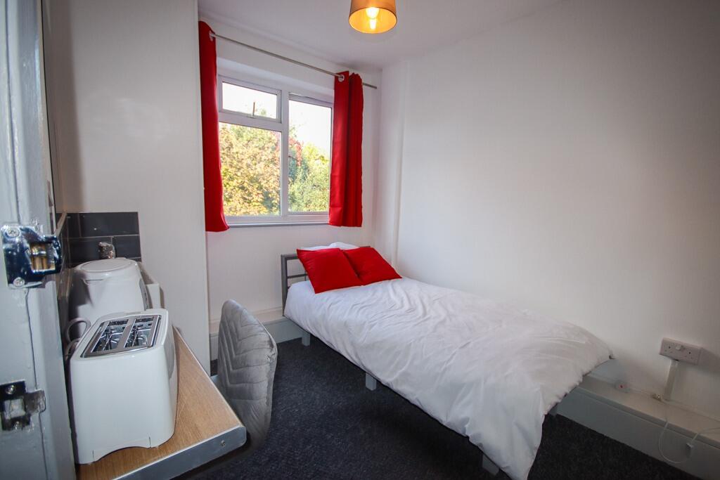 1 bed House Share for rent in Sittingbourne. From Family Homes Sales & Lettings - Sittingbourne 1 bed House Share for rent in Sittingbourne. From Family Homes Sales & Lettings - Sittingbourne