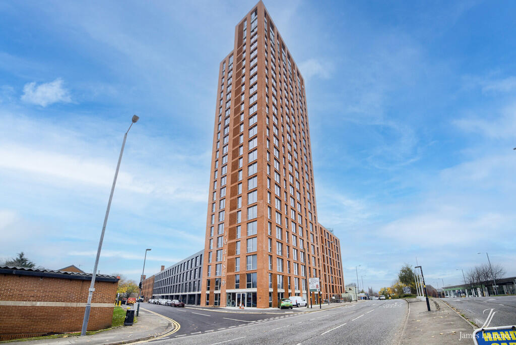 2 bed Apartment for rent in . From James Laurence Sales and Lettings - Birmingham 2 bed Apartment for rent in . From James Laurence Sales and Lettings - Birmingham