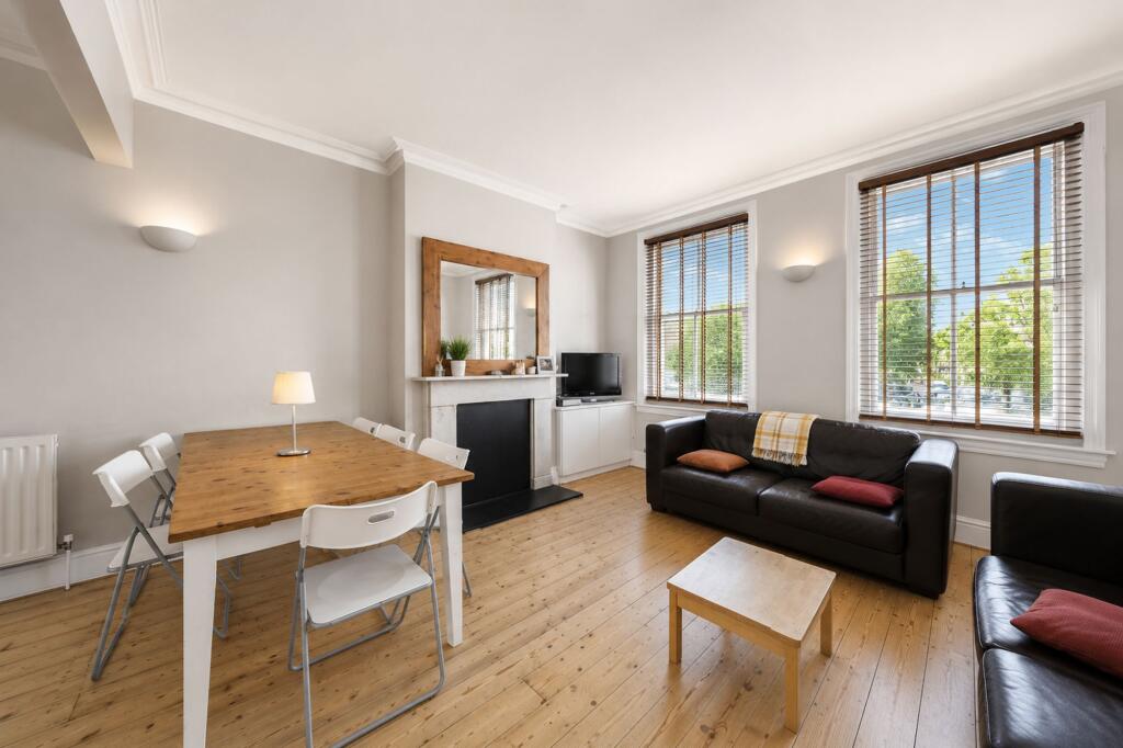 4 bed 1st Floor Flat for rent in London. From Black katz - West Hampstead
