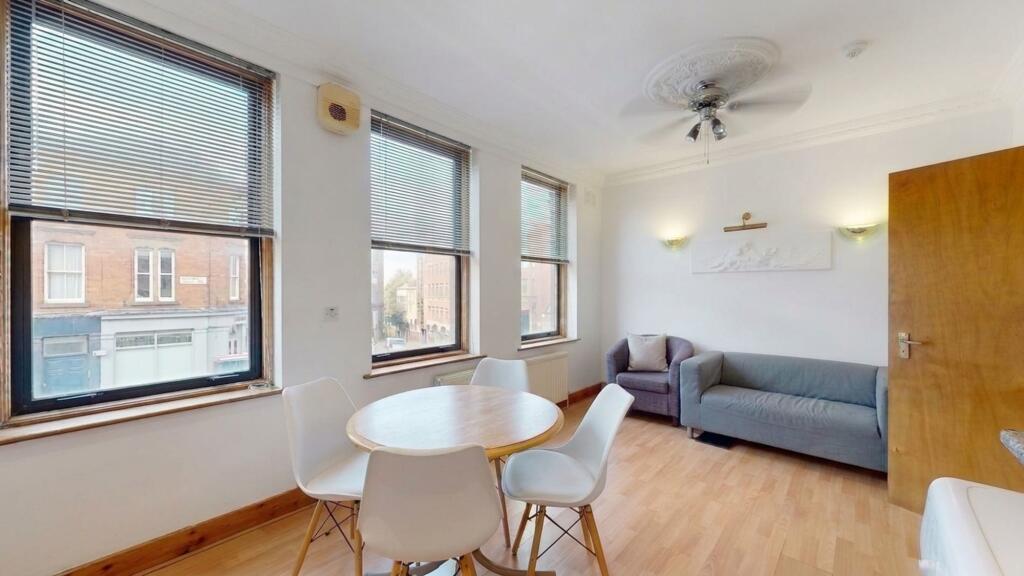 3 bed Apartment for rent in Hampstead. From Black katz - West Hampstead