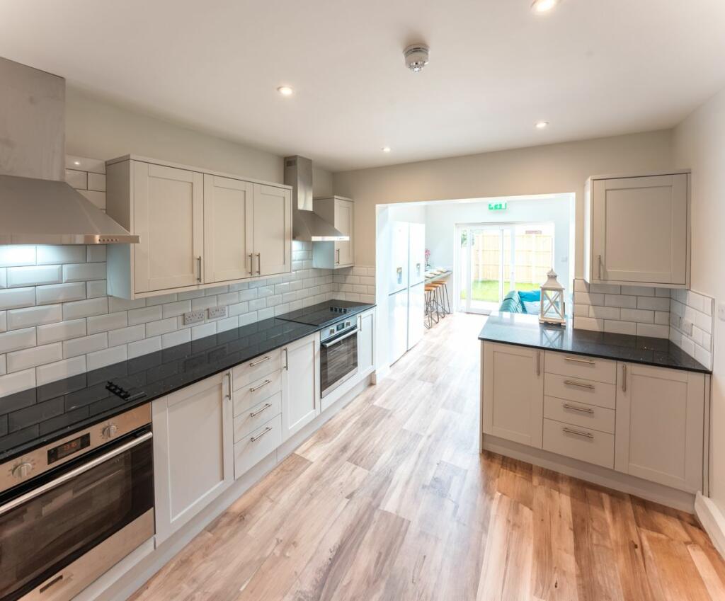 8 bed House Share for rent in Bristol. From Franklin Cole Properties - Bristol