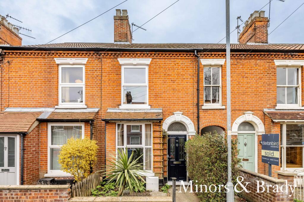 3 bed Mid Terraced House for rent in Norwich. From Minors & Brady - Unthank Road - Norwich