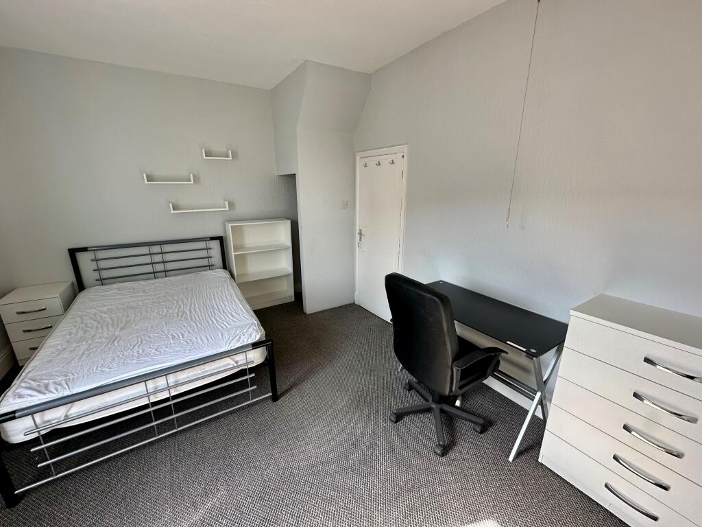 5 bed Mid Terraced House for rent in Derby. From Nicholas Humphreys - Derby 5 bed Mid Terraced House for rent in Derby. From Nicholas Humphreys - Derby