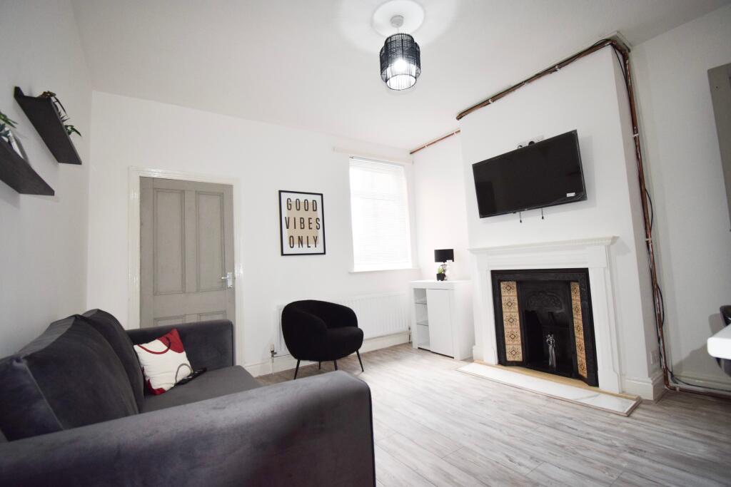 3 bed Mid Terraced House for rent in Mackworth. From Nicholas Humphreys - Derby 3 bed Mid Terraced House for rent in Mackworth. From Nicholas Humphreys - Derby
