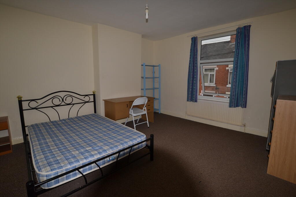 2 bed Mid Terraced House for rent in Derby. From Nicholas Humphreys - Derby