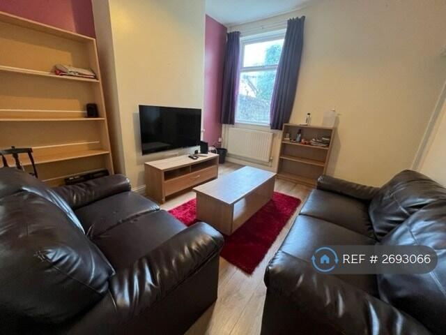 5 bed Semi Detached for rent in Stoke-on-Trent. From OpenRent