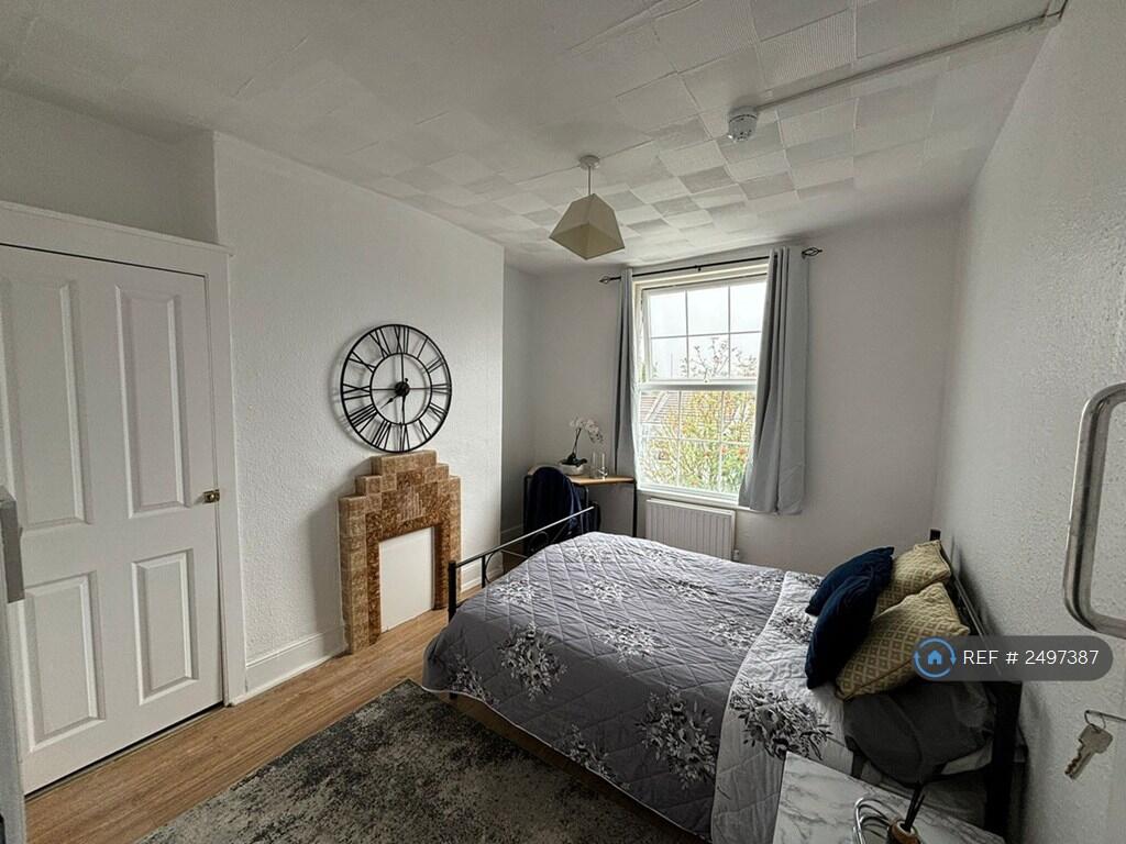 1 bed Flat Share for rent in Gravesend. From OpenRent 1 bed Flat Share for rent in Gravesend. From OpenRent